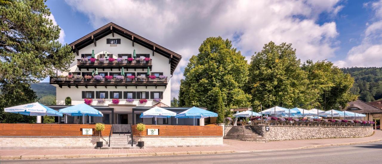 Seehotel Zur Post Tegernsee Bagian luar foto