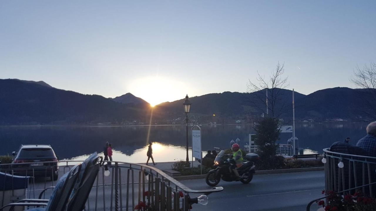 Seehotel Zur Post Tegernsee Bagian luar foto