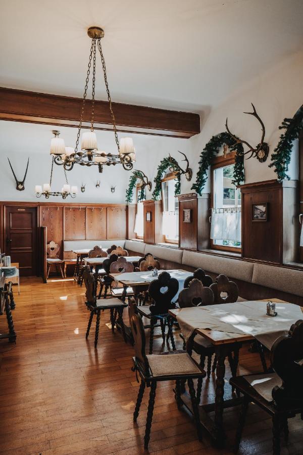 Seehotel Zur Post Tegernsee Bagian luar foto