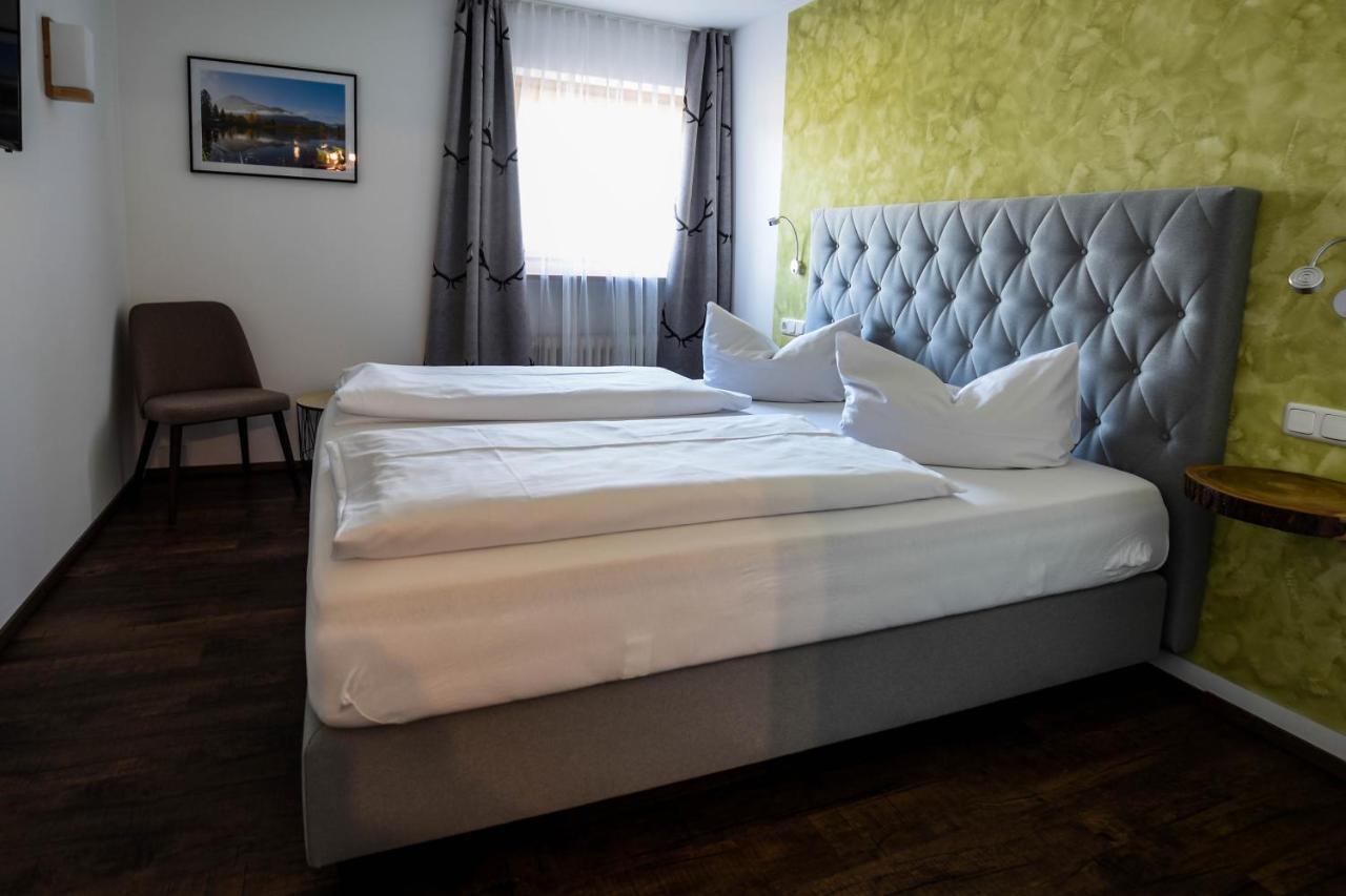 Seehotel Zur Post Tegernsee Bagian luar foto