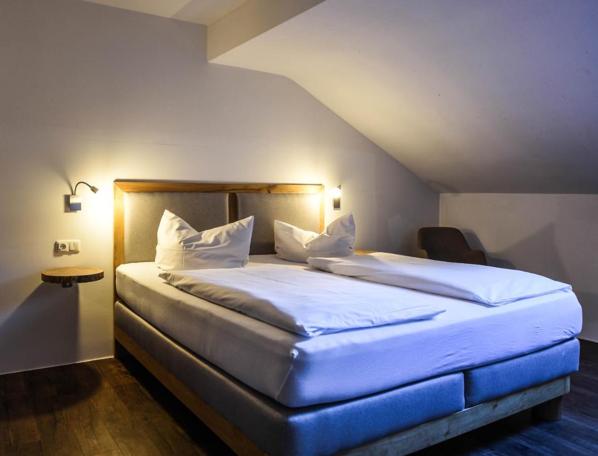 Seehotel Zur Post Tegernsee Bagian luar foto